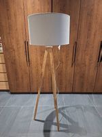 Vendo lampada da terra