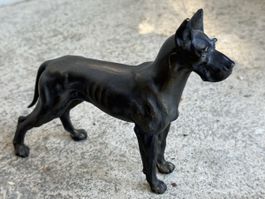 Schöne Figur DEUTSCHE DOGGE Bronzeguss 