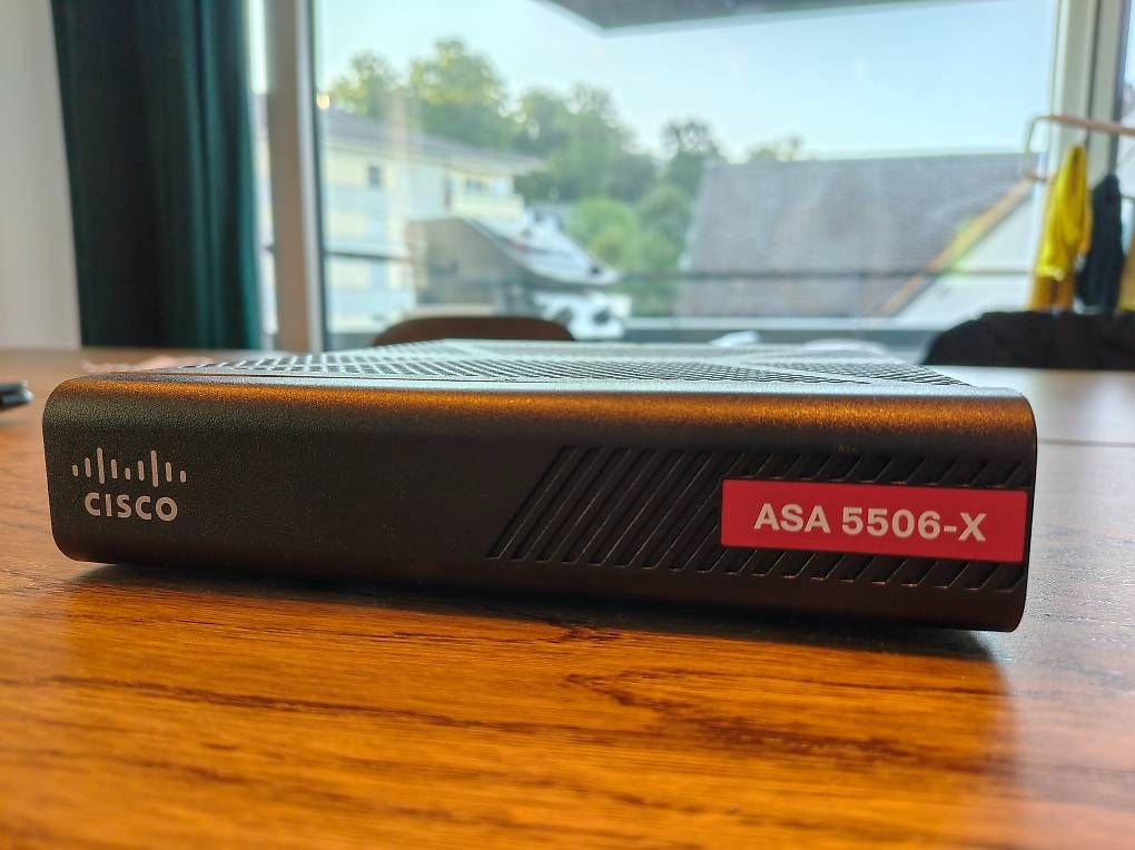 Pare-feu: Cisco ASA 5506-X Firewall inkl. Netzteil – D'occasion à Büron par log_9q56