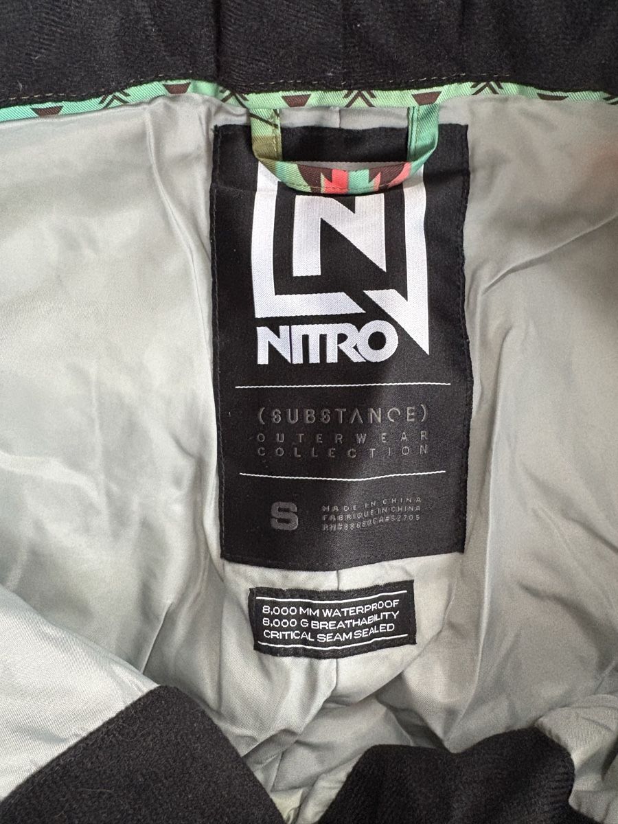 Snowboard Nitro Hosen: Damen Skihose Nitro Gr. M – Gebraucht aus Estavayer-le-Lac von Mimmy02 2
