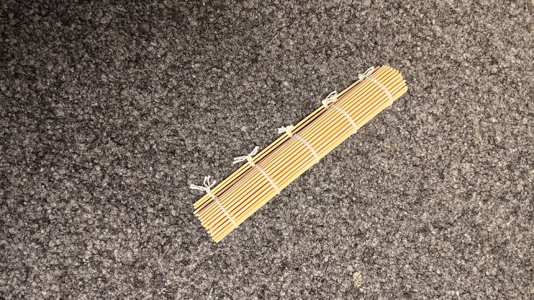 Elettrodomestici da cucina: Bambus Matte zum Sushi rollen – Usato da Schwerzenbach venduto da VityaCrafts 1
