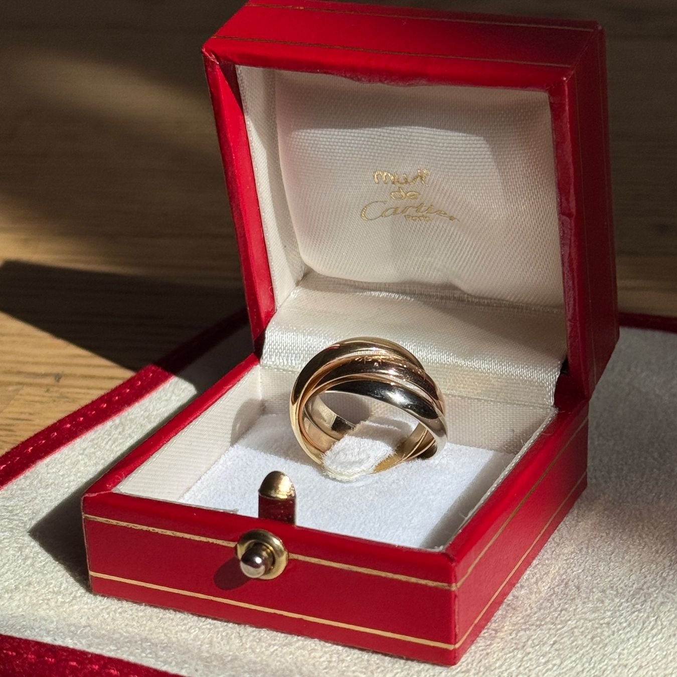 Cartier Anelli: Bague Cartier Trinity Taille 54 – Usato da Vaux sur Morges venduto da Krick015