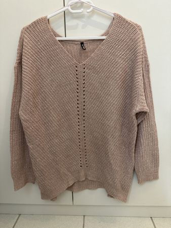 Schöner Pullover Gr. L