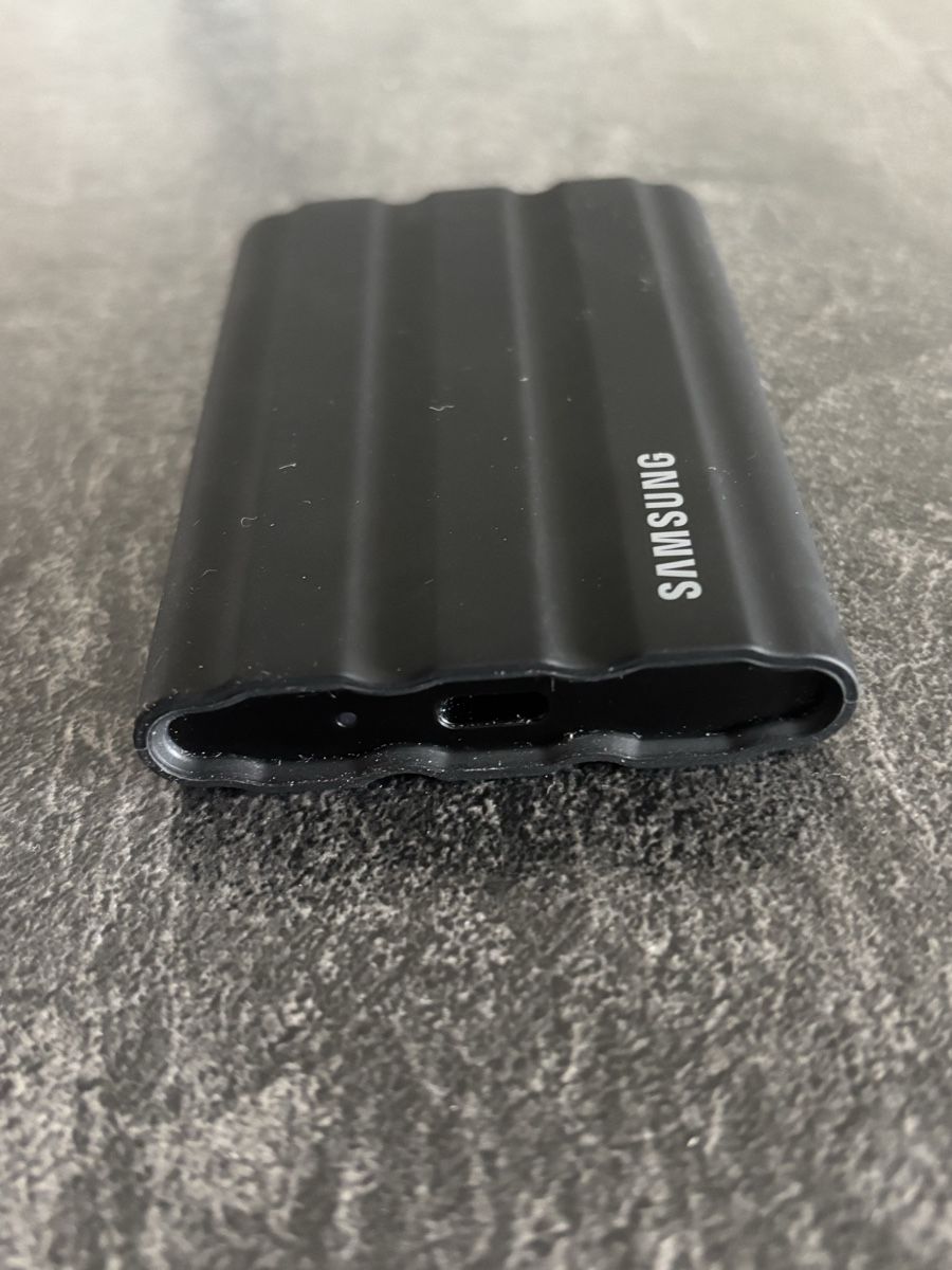 Samsung Dischi rigidi: Samsung T7 externe SSD 4TB – Usato da Niederlenz venduto da Leonard0 1