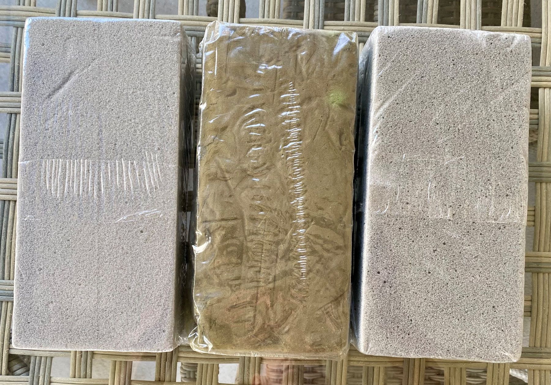 Alle Dekorationen: Steckschaum 3Stk – Neu und originalverpackt aus Reichenburg von Noxima 1