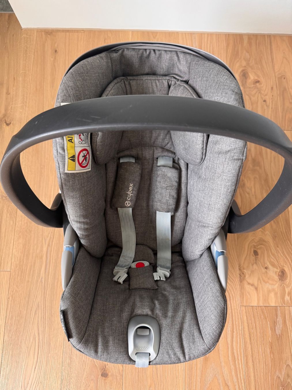 Cybex Auto-Kindersitze: Babyschale, Cybex,Cloud z isize, grau inkl. Kinderw. Adapter – Gebraucht aus Zumikon von ver_zbp8