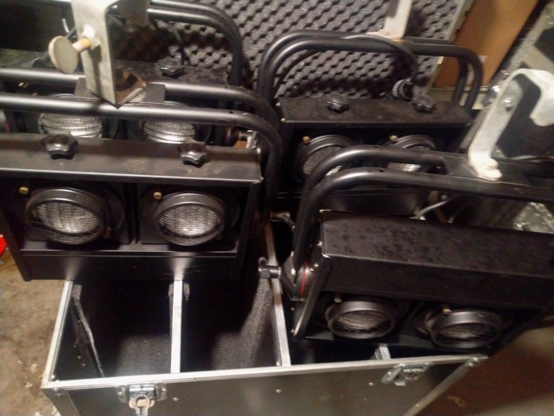 Lampade: 4 Stück Doppel-Blinder inkl. Rollcase – Usato da Safenwil venduto da Zappi1969