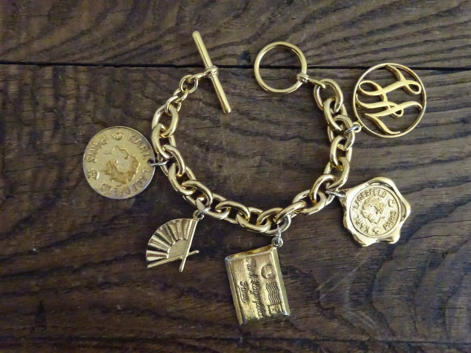 Karl Lagerfeld Armbänder & -reifen: Vintage 1980 Bettelarmband / Lagerfeld – Gebraucht aus Oetwil am See von Golfsud