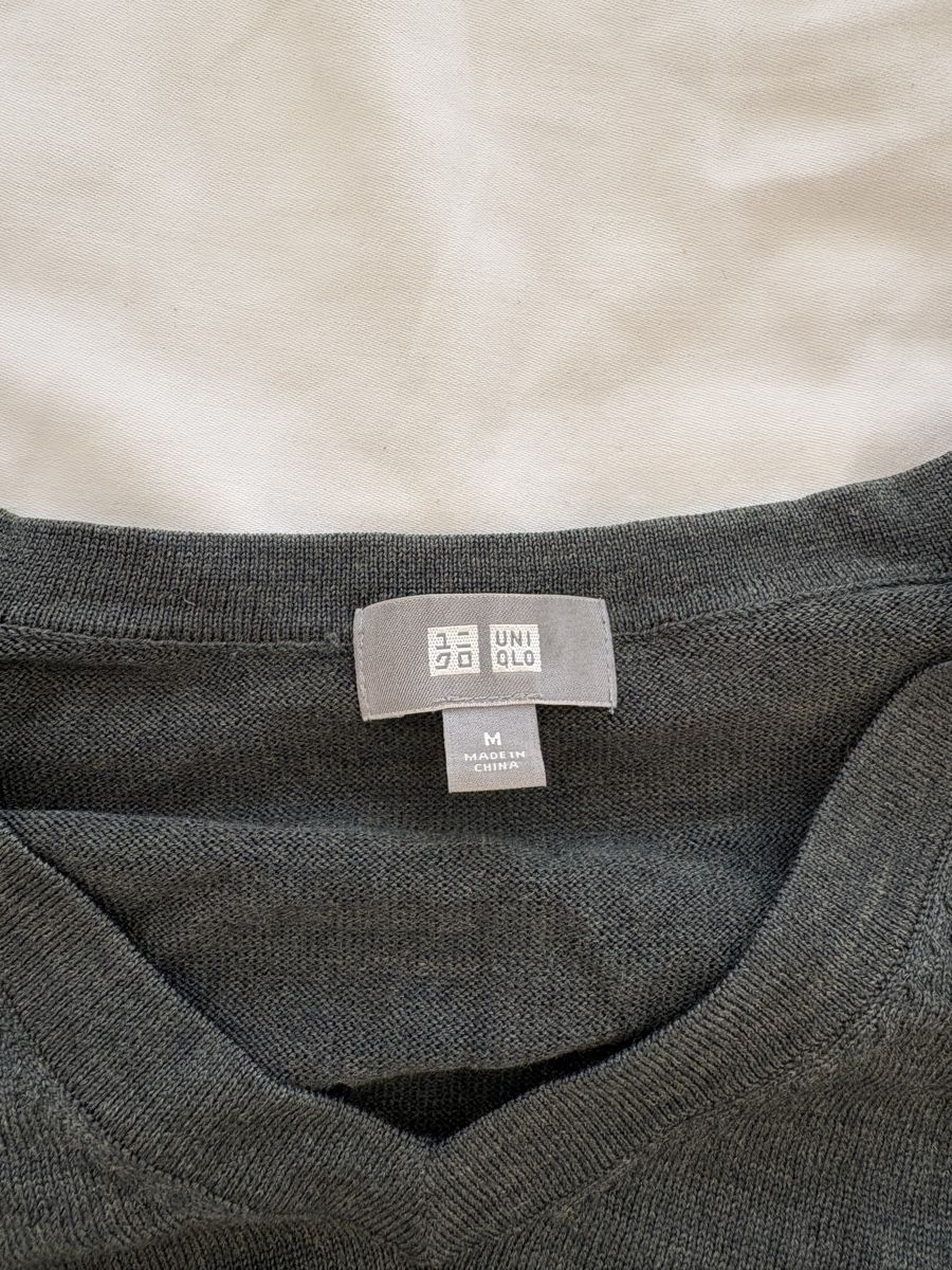 Uniqlo Maglioni & Felpe: Pull uniqlo – Usato da Lausanne venduto da Drfaust9 1