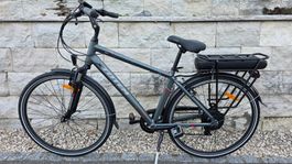 E-Bike City Bike im Neuwertigem Zustand nur 85 Kilometer !!!