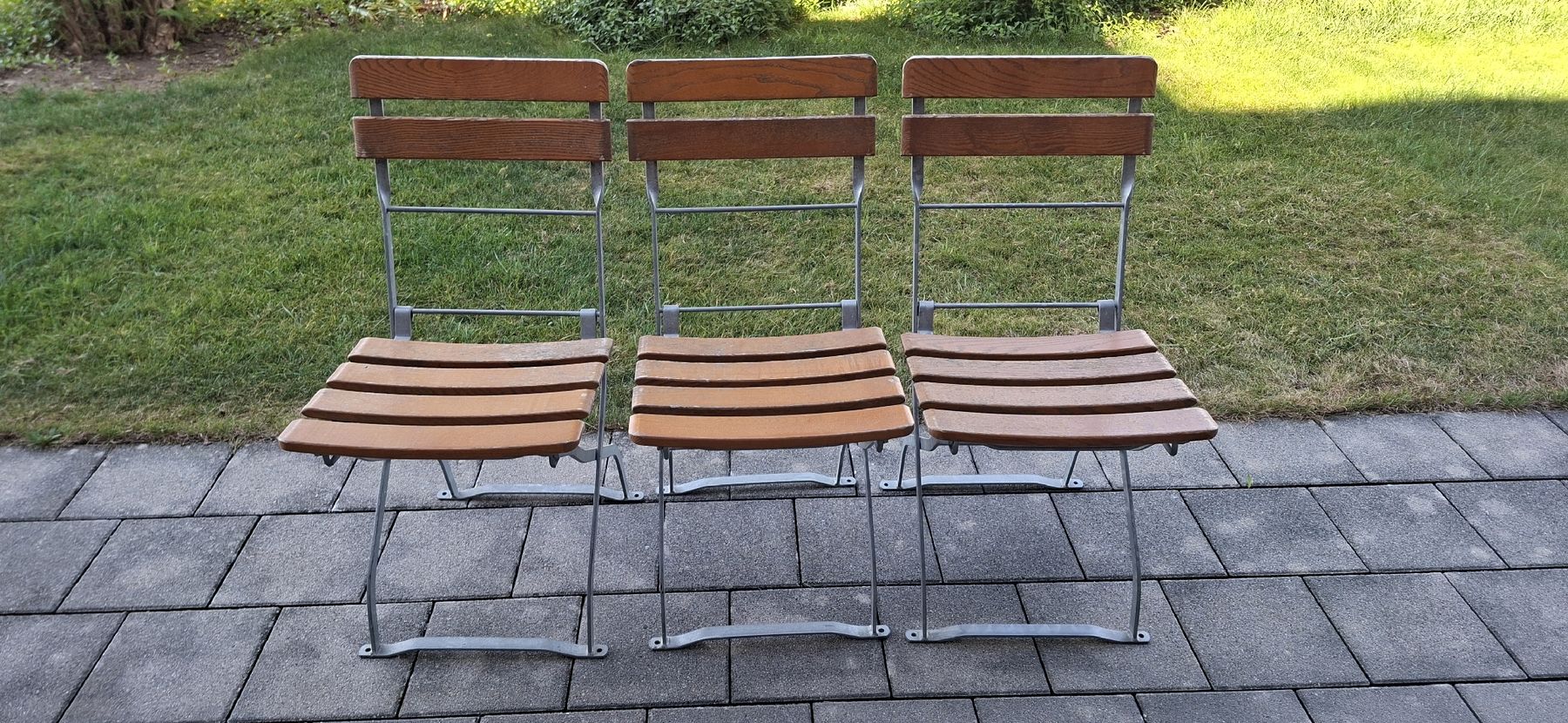 Sedie: ORIGINAL 3 Plümecke Biergartenstühle – Usato da Steffisburg venduto da callabluete