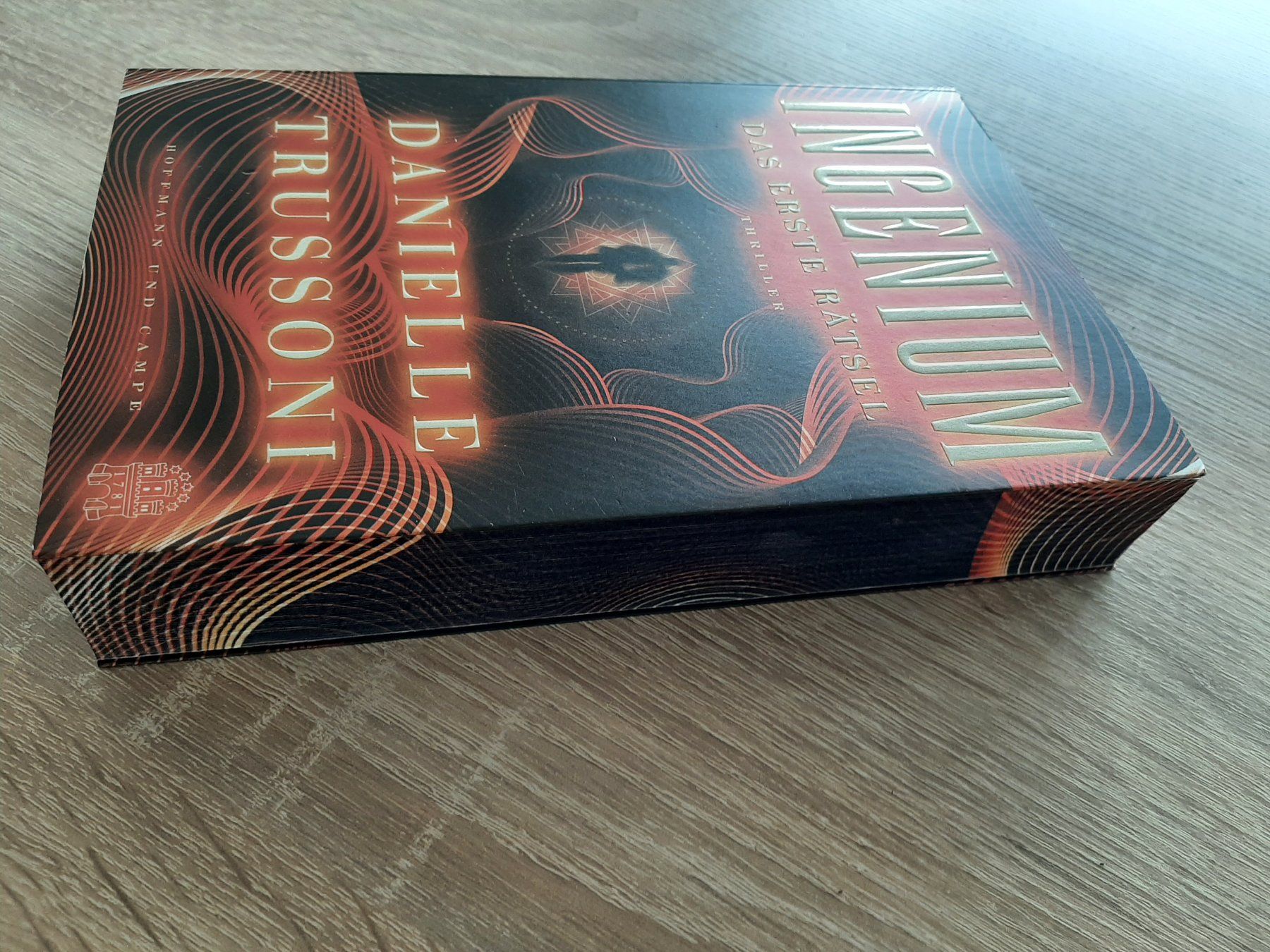 Libri: Danielle Trussoni, INGENIUM, Das erste Rätsel, Thriller – Usato da Menziken venduto da Rien1 2