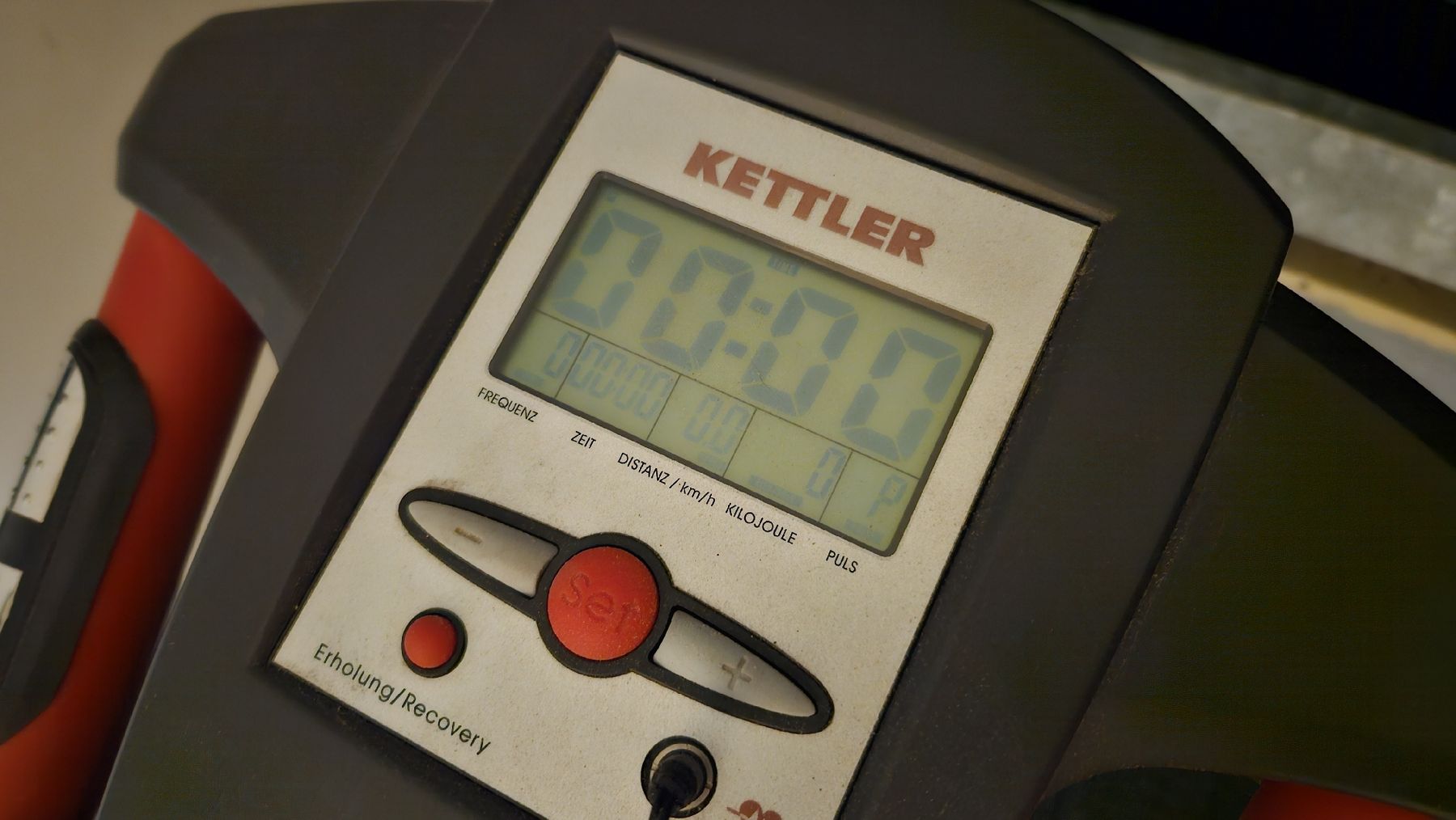 Kettler Hometrainer: Crosstrainer / Ellipsentrainer – Usato da Jona venduto da vik_j6r6 5