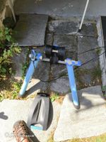 Fahrradrollentrainer Tacx blau mit Vorderradstütze
