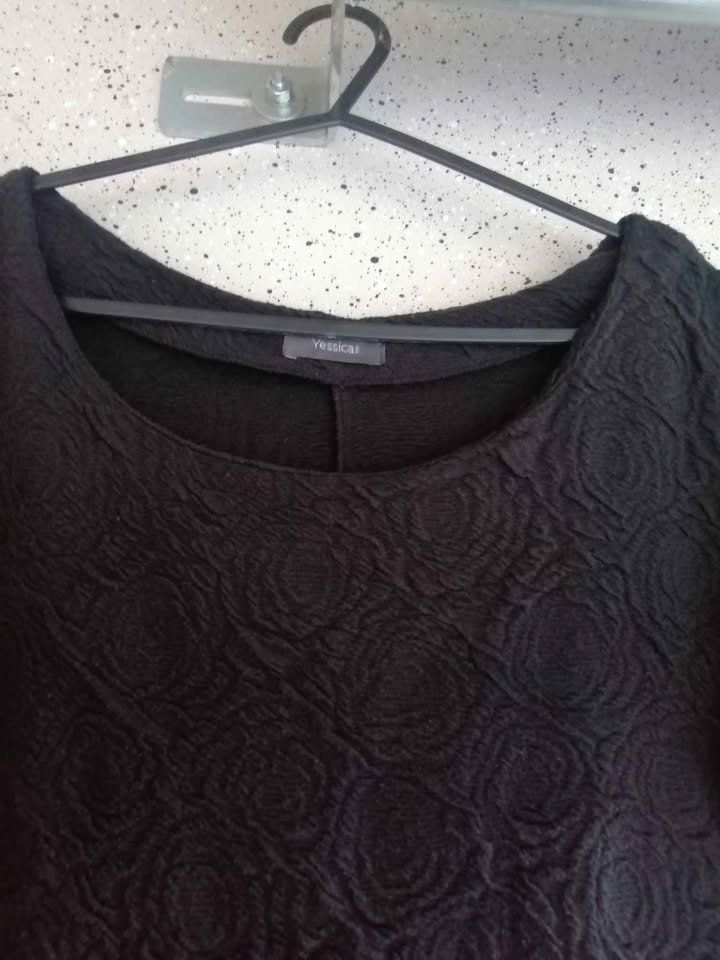 Vestiti: Schwarzes Kleid Gr. M – Usato da Nänikon venduto da Manta87 1