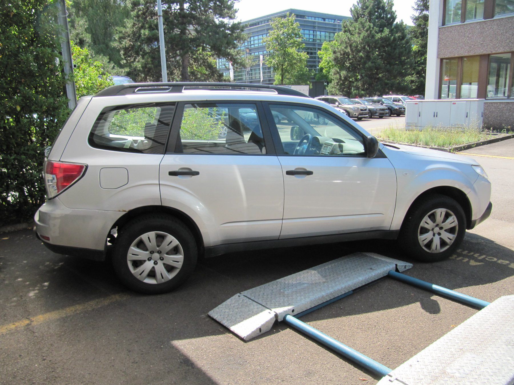 Subaru Autos: Subaru Forester 2.0X mit Anhängerkupplung – Gebraucht aus Rotkreuz von auto-bachmann 4