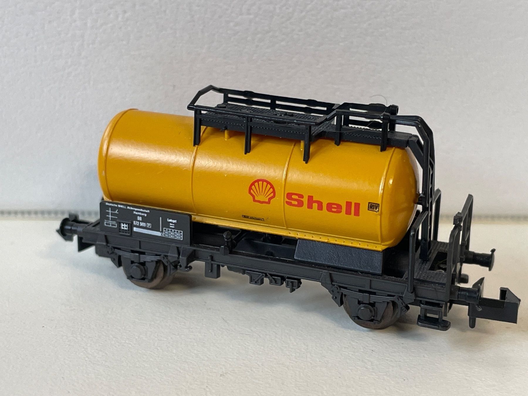 Roco Modelleisenbahnen: Roco H0 4337B DB Kesselwagen Shell mit OVP – Gebraucht aus Brüttisellen von Ereich 2