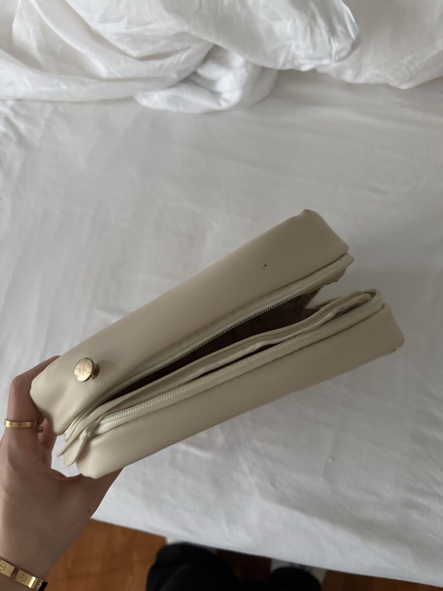 Custodie per cosmetici: Kosmetiktasche/Reisetasche - Beige – Usato da Dietlikon venduto da lizz.yy 3
