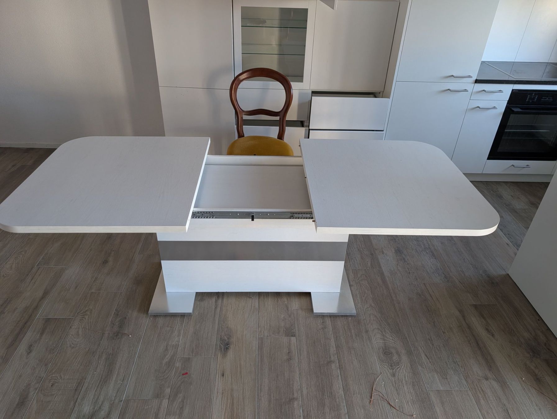 Tables: Table 160 x 90 extensible à 208,5 x 90 cm – D'occasion à Domdidier par wpuyo 2