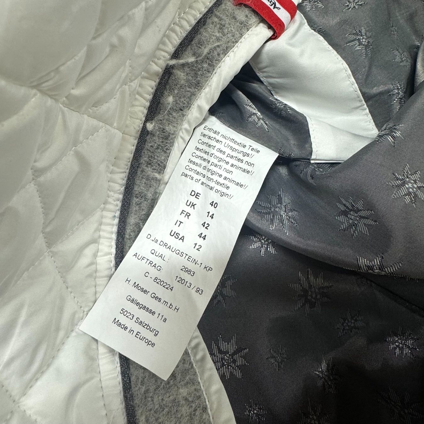 Almgwand Giacche: Almgwand white functional winter jacket warm vintage y2k – Usato da St. Gallen venduto da sourced_limited 7