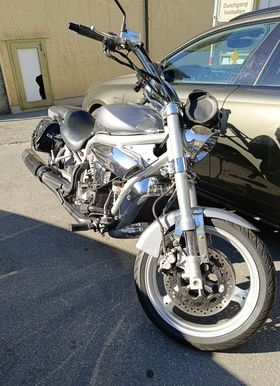 Hyosung Chopper: Motorrad mit MFK – Usato da Rebstein venduto da Amann.M