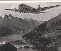 18.4.54 alte Swissair DC 4 od. 6 über Schweiz Voralpen