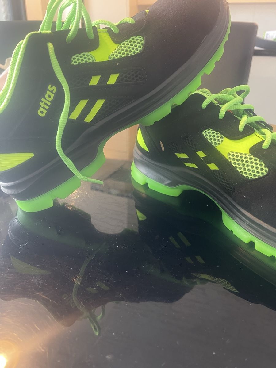 Scarpe da uomo: Atlas S1 herren 45 – Nuovo (secondo la descrizione) da Au SG venduto da SKAY1982 1
