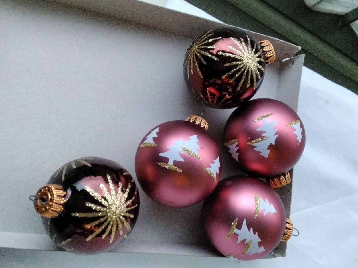Tutte le decorazioni: 5 WEIHNACHTS BAUM KUGELN – Usato da Biel/Bienne venduto da dasi3 1