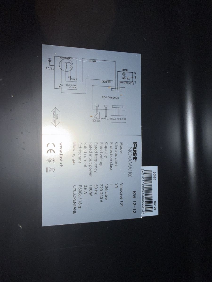 Frigoriferi: Spacious Wine Cooler for Perfect Storage - Great Condition – Nuovo (secondo la descrizione) da Neirivue venduto da naz_z28w 1