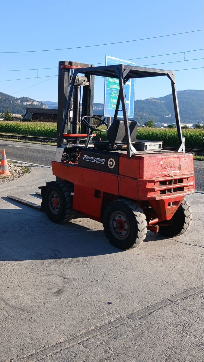 Linde Carrelli elevatori e a forche: Linde Stapler  Diesel H 25 – Usato da Niederbipp venduto da baggerch 1