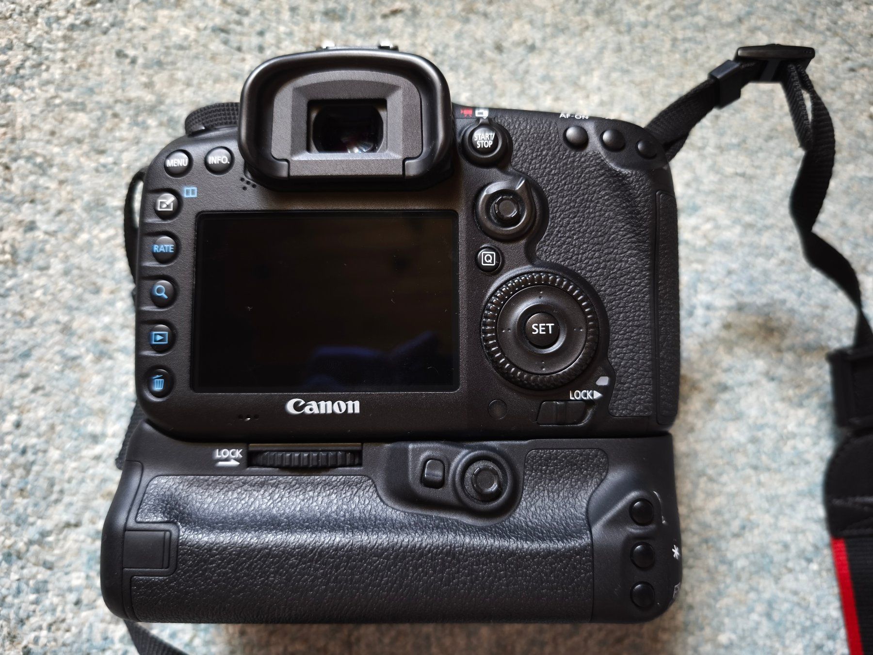Canon Fotocamera: Canon EOS7D Mark 2 – Usato da Flawil venduto da ale_mwr7