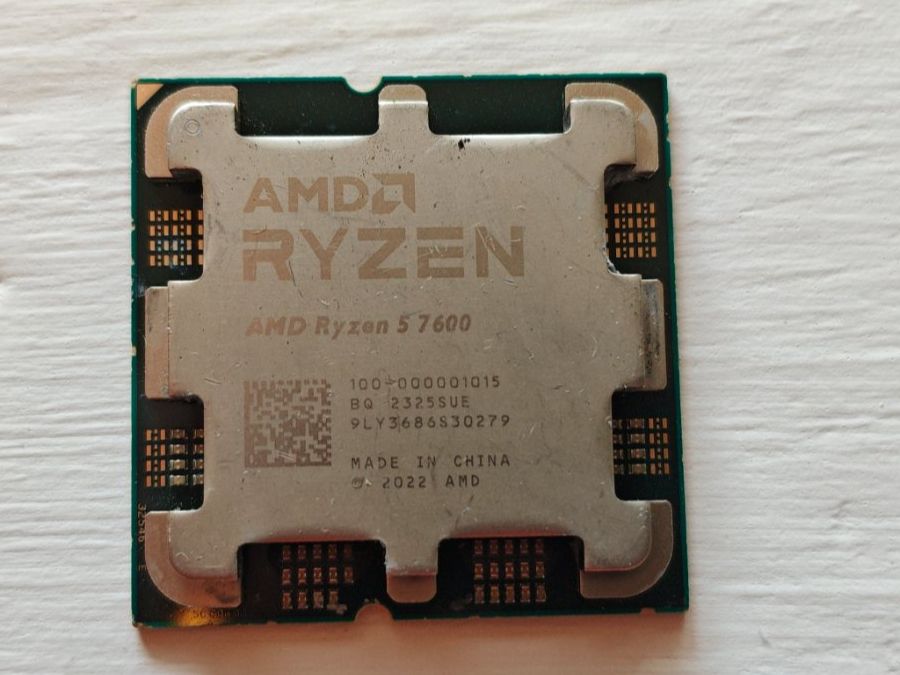 Amd Componenti elettronici: AMD Ryzen 5 7600 gut erhalten – Usato da Wallisellen venduto da Term5