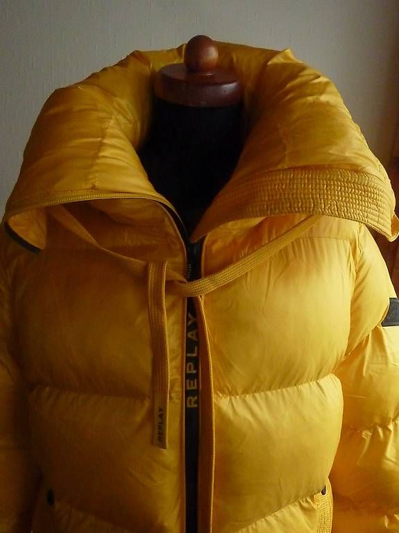 Replay Giacche: REPLAY Wintersteppjacke Gr. M/ neu – Nuovo (secondo la descrizione) da Waldstatt venduto da Kananaskis1 5
