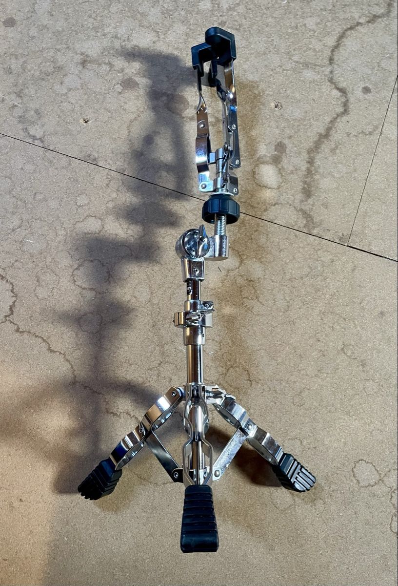 Yamaha Strumenti musicali: Yamaha DD-75 E-Drum mit Ständer und Sticks – Usato da Zürich venduto da eli8 3