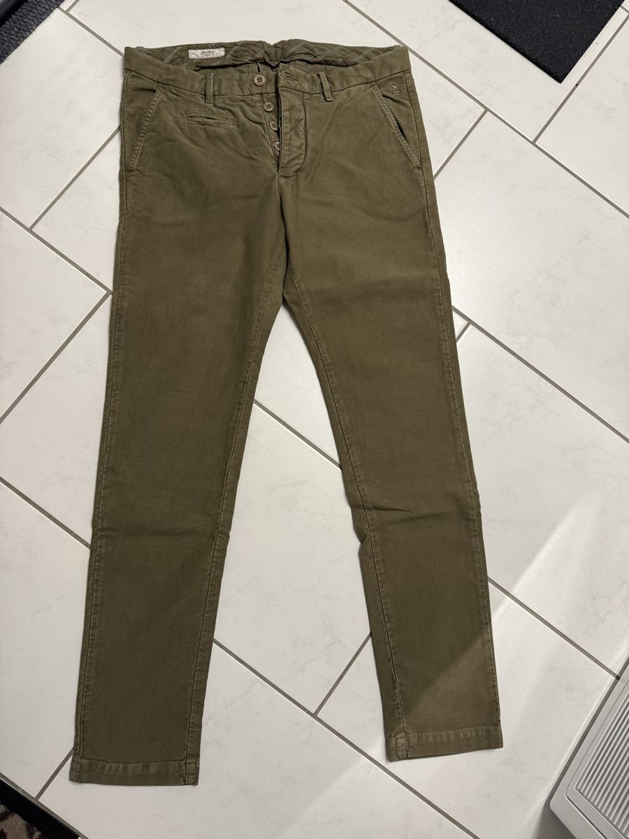 Hosen: Uniform Chino oliv – Gebraucht aus Ehrendingen von edelkram