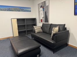 2er Sofa mit Hocker Neuwertig 180/95/90 inkl. Kissen