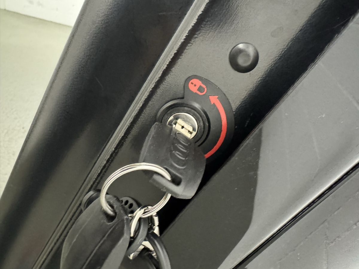 Dachboxen: Original Audi Dachträger + Dachbox – für Audi Q4 e-tron – Gebraucht aus Liebefeld von Alsager 2
