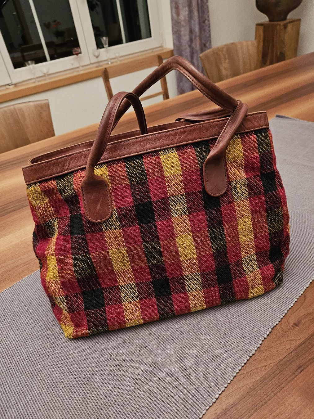 Borse da donna: Vintage Handtasche mit Karomuster – Usato da Nussbaumen TG venduto da ger_8pcq