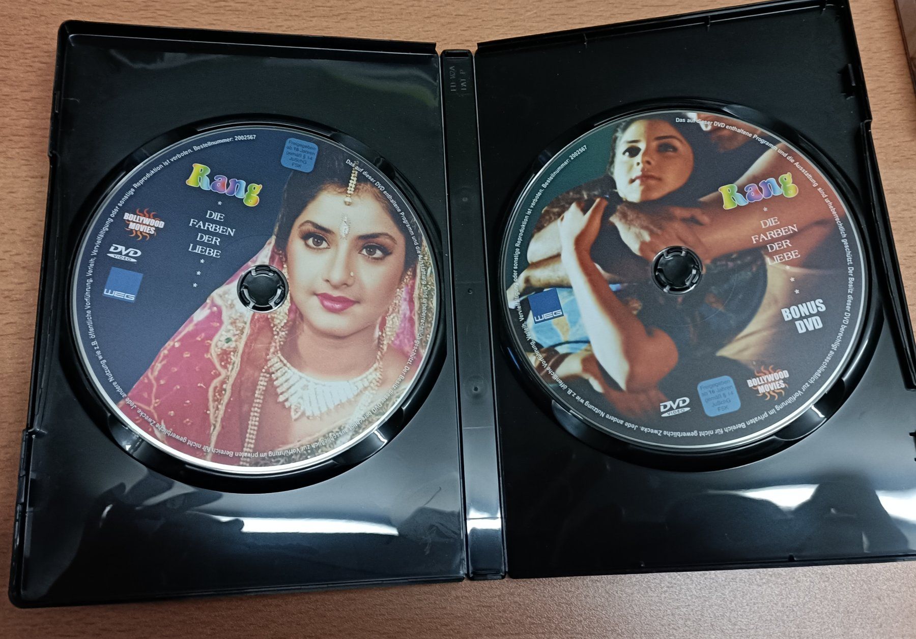 Tutti i DVDs: Bollywood DVD - RANG - Die Farben der Liebe – Usato da Köniz venduto da Movieportal007 1