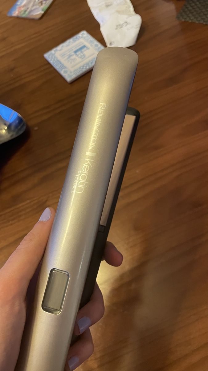 Remington Piastre & Arricciacapelli: Remington Keratin Protect Fer à Lisser - État Impeccable! – Nuovo (secondo la descrizione) da Clarens venduto da Merih 3