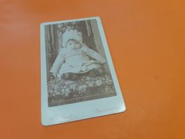SCHWIIZER CHIND DAZUMAL - PRINZäSSIN ufem THRON - SOLOTHURN