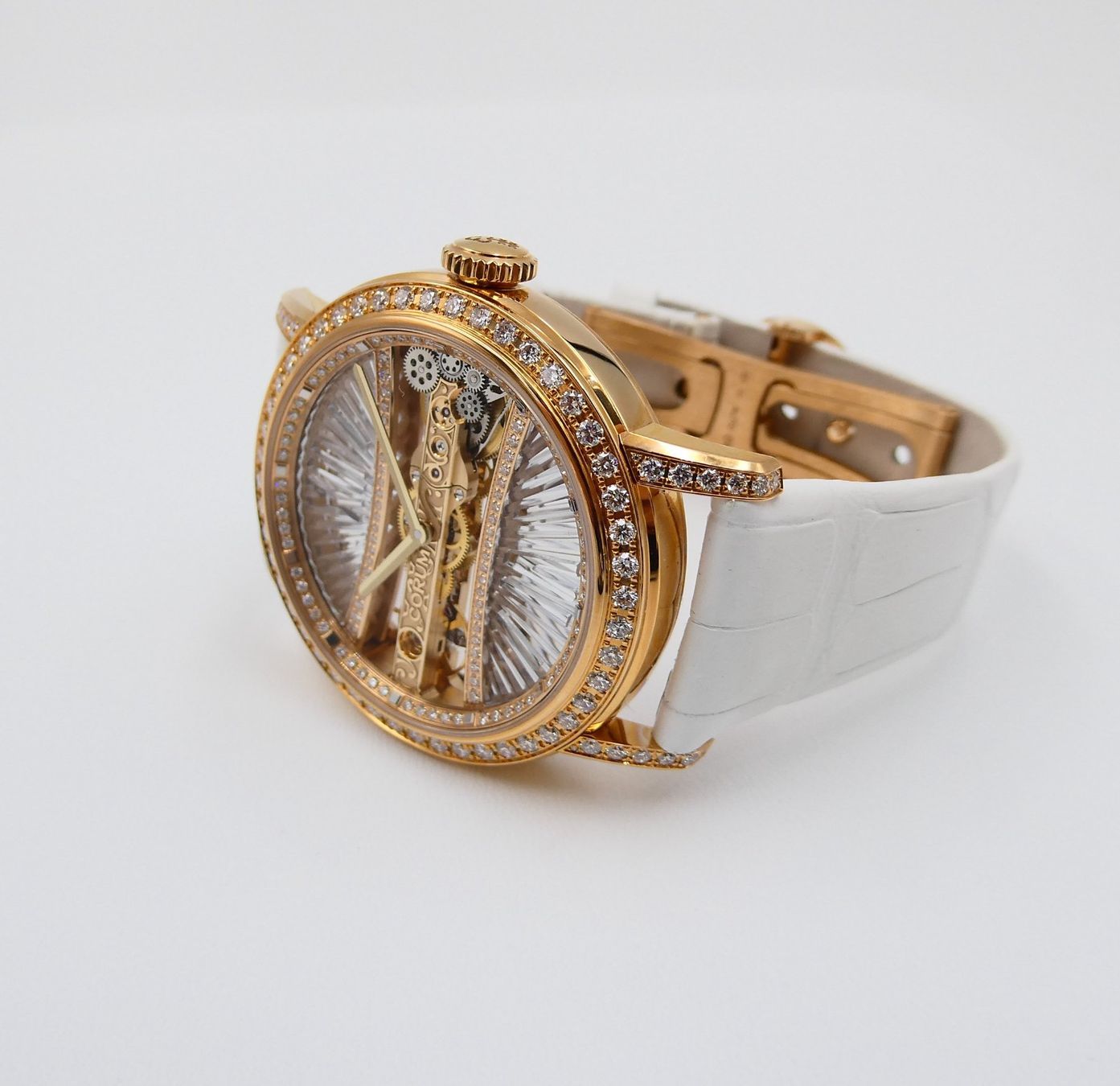 Corum Orologi: CORUM "GOLDEN BRIDGE", LIMITED EDITION – Nuovo (secondo la descrizione) da Luzern venduto da EdiGem 6