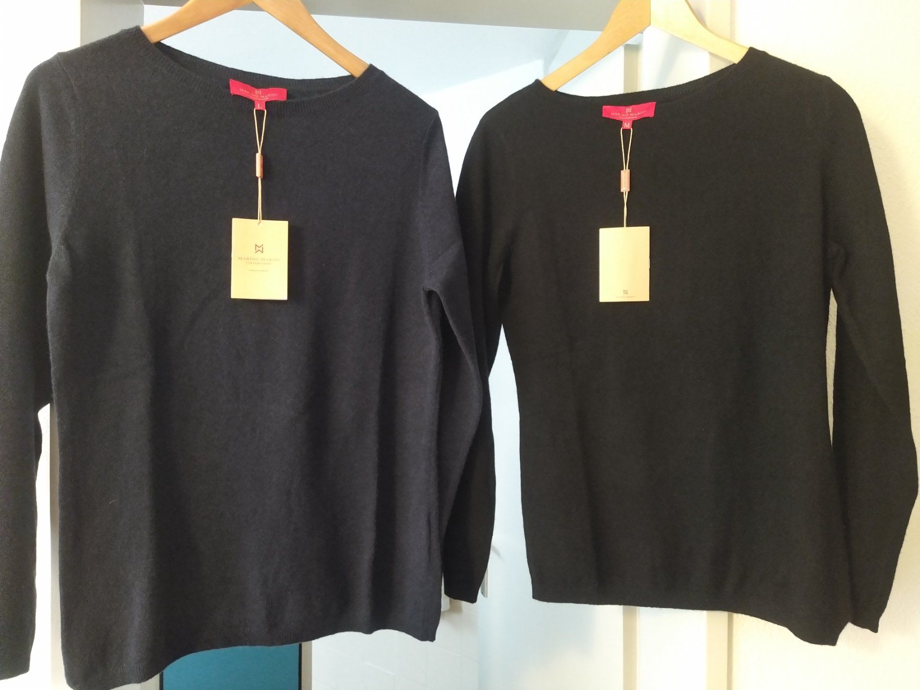 Maglioni & Felpe: Pullover cashmere 100% girocollo BLU SCURO taglia L – Nuovo e nell'imballaggio originale da Figino venduto da Palotta