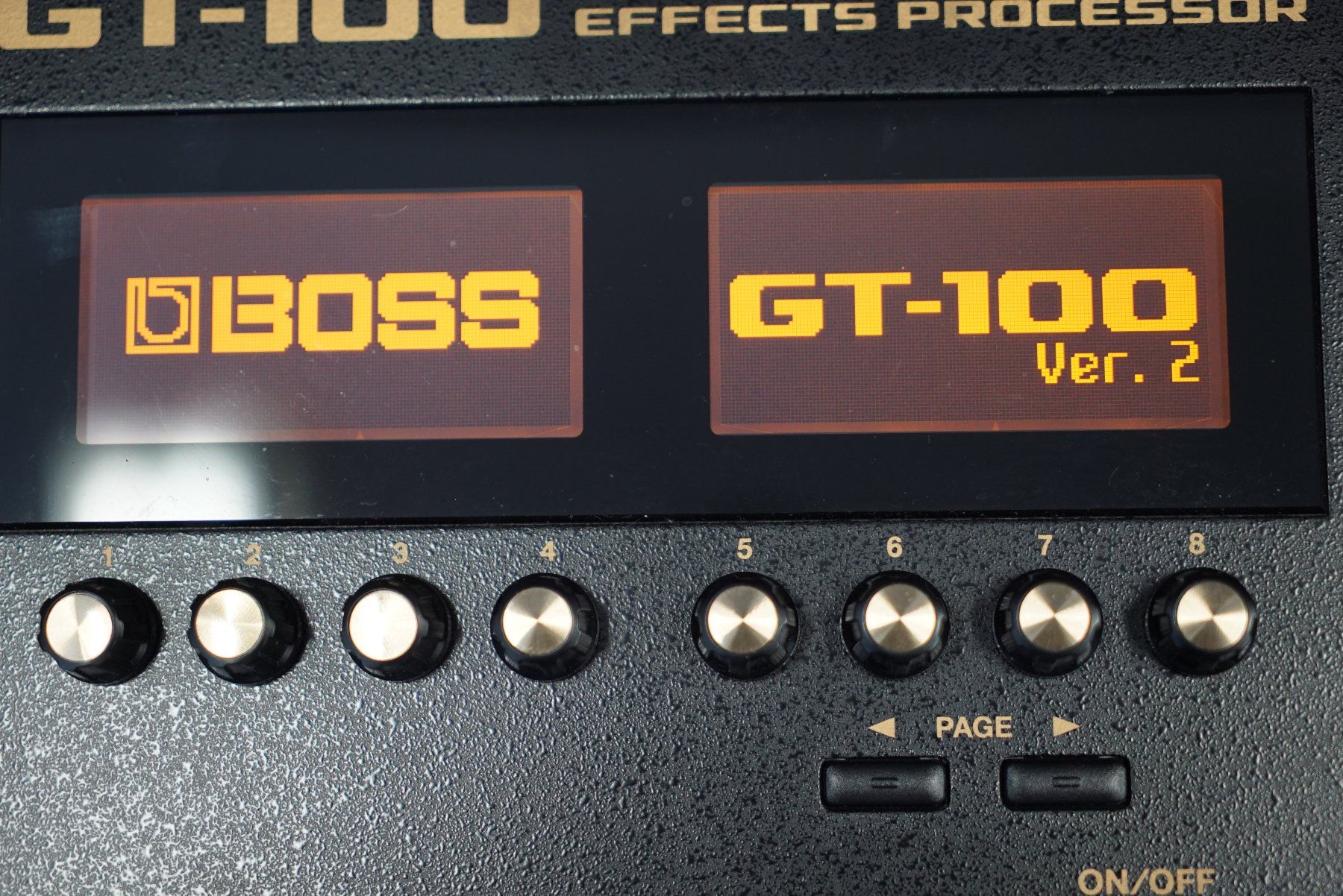 Roland Strumenti musicali: Boss GT-100 Amp Effects Proc. V.2 Multieffekt und Amp-Modeli – Usato da Ortschwaben venduto da Musictrade 1