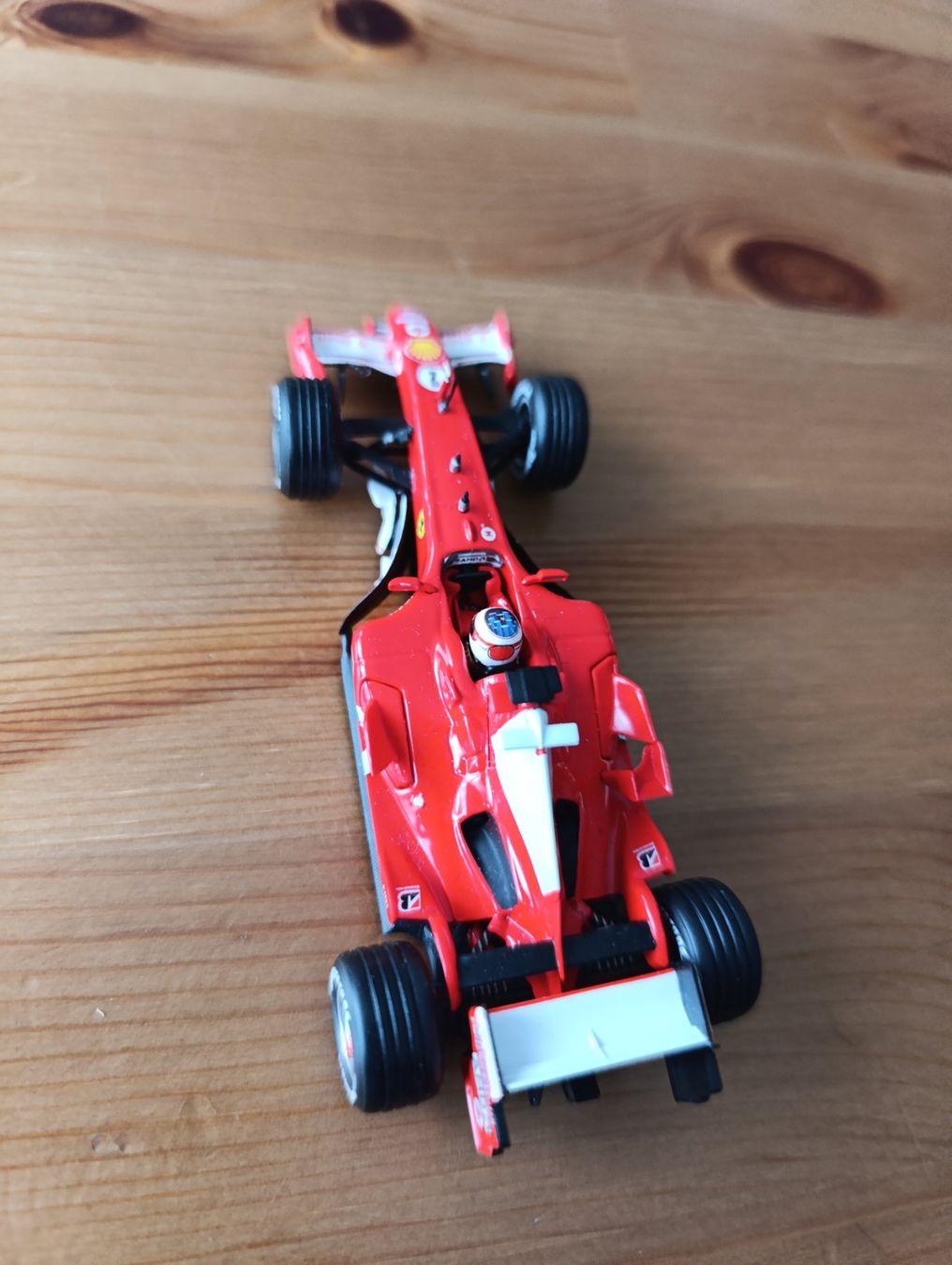 Hot Wheels Voitures modèles: Ferrari F2005 Rubens Barrichello – Neuf (Voir description) à Prangins par Timband 4