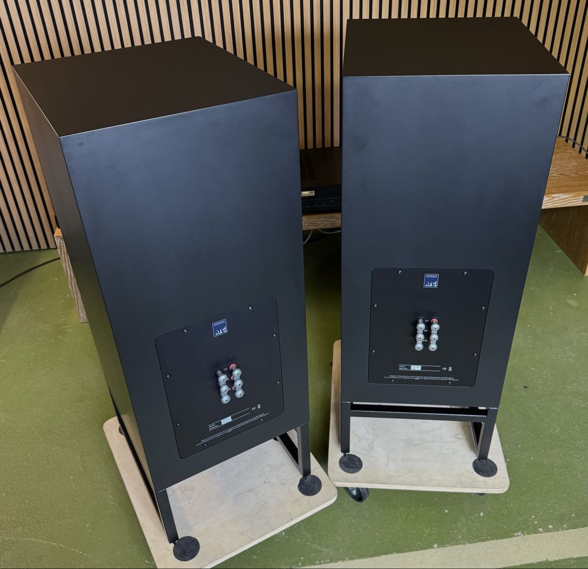 ATC Casse acustiche: ATC SCM100 PSL – Usato da Ebertswil venduto da audivero 7