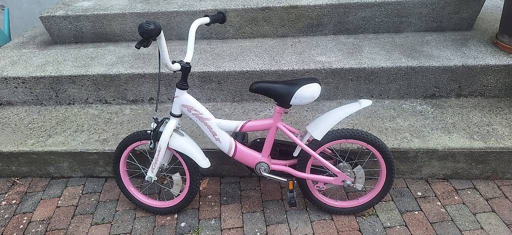 Biciclette: Vélo d'enfant 14 pouces – Usato da Tavannes venduto da cogerale