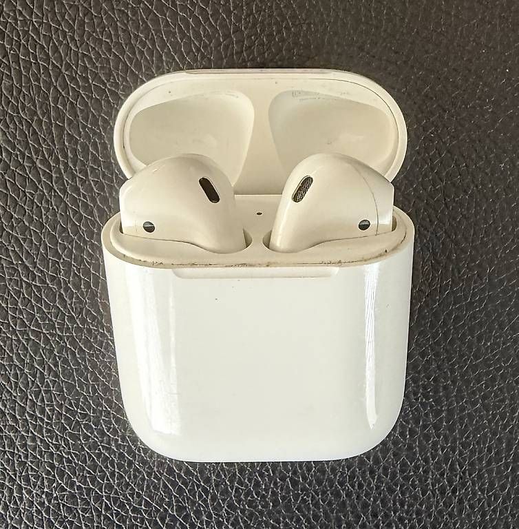 Kopfhörer: Apple Airpods - neuwertig – Gebraucht aus Schenkon von jor_m2jy 1