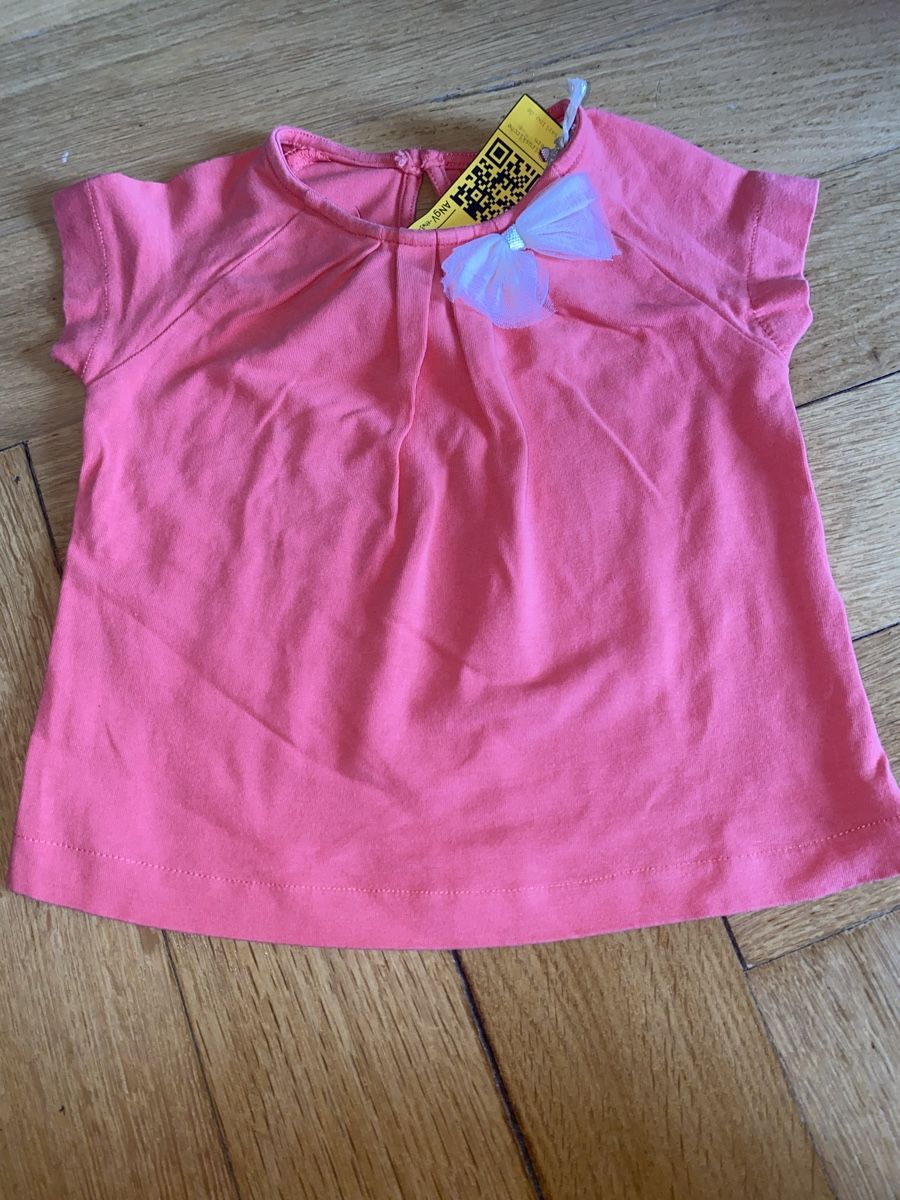 Zara Hemden, Tops & T-Shirts: T-Shirt Zara Gr. 74 – Gebraucht aus Bern von Elisa64