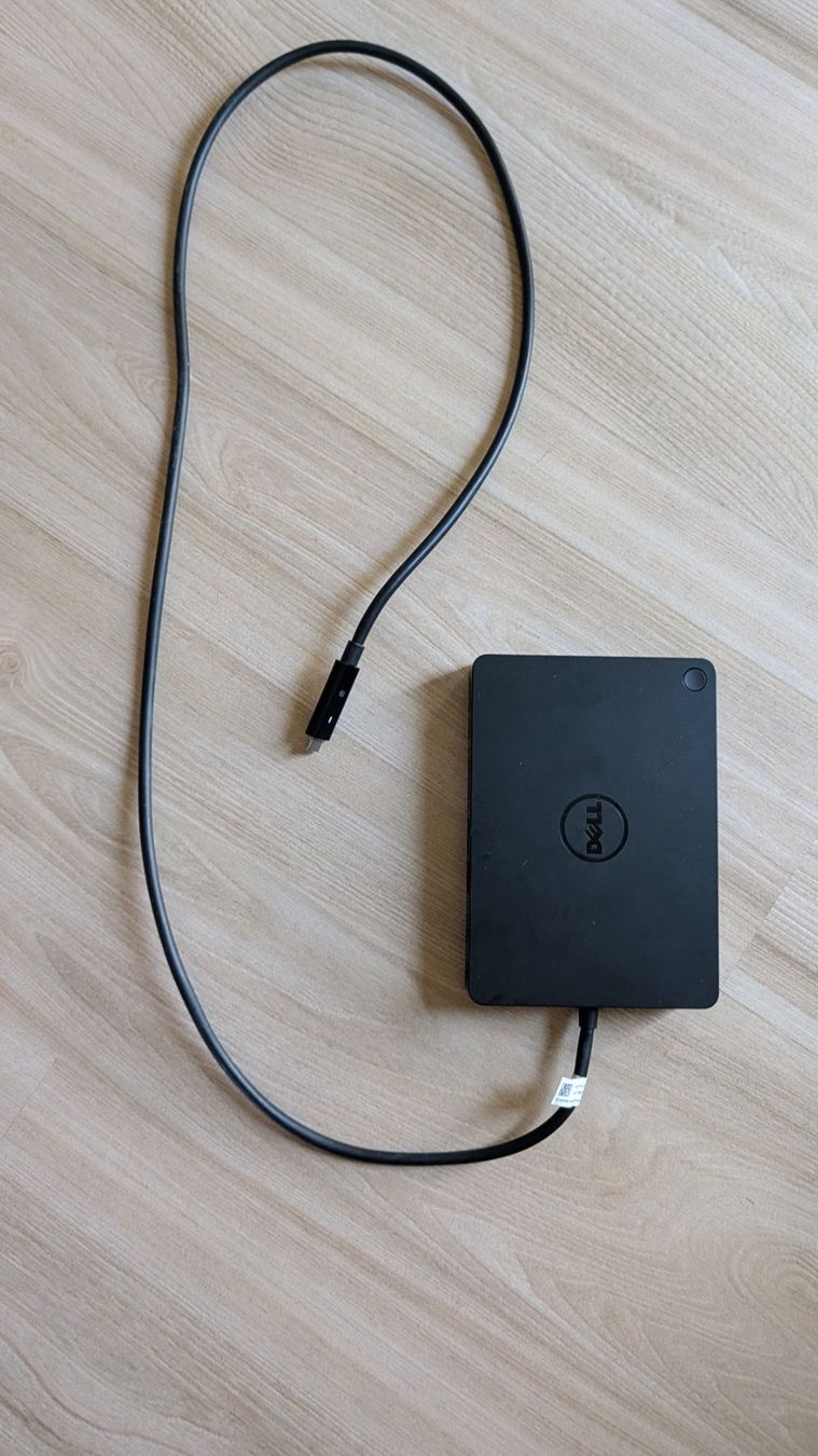 Dell Docking station: Dell Dockingstation WD15, gebraucht, ohne Netzteil – Usato da Geltwil venduto da tom_zf5b 2